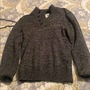 Old navy sweater